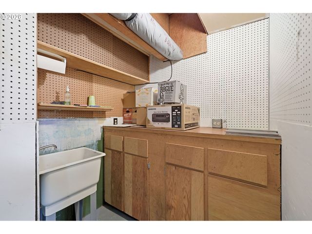 7320 Sw 142ND Ave, Beaverton, OR 97008