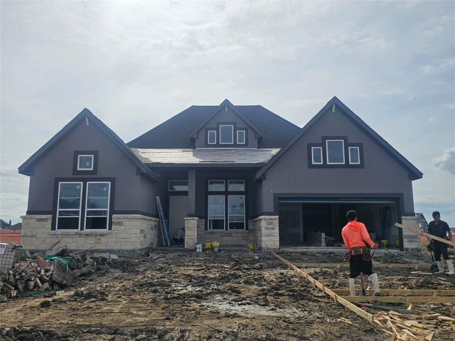 12219 Denham Drive, Mont Belvieu, TX 77423