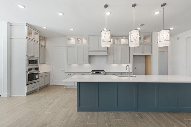 12219 Denham Drive, Mont Belvieu, TX 77423