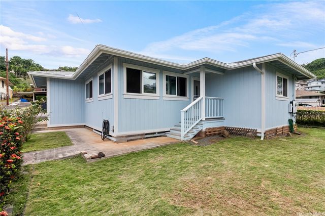 99-682 Kaulainahee Place, Aiea, HI 96701