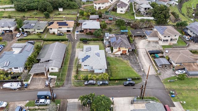 99-682 Kaulainahee Place, Aiea, HI 96701