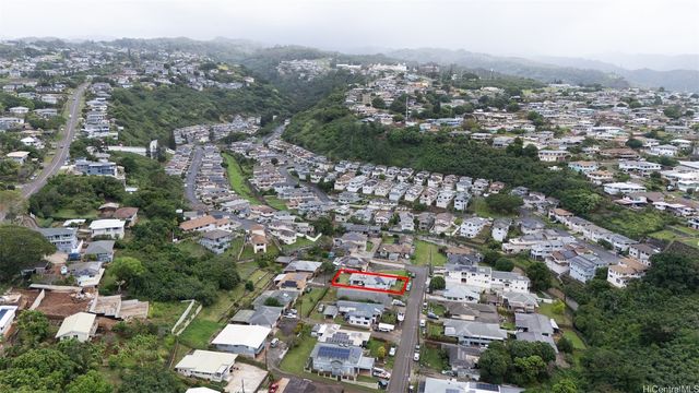 99-682 Kaulainahee Place, Aiea, HI 96701