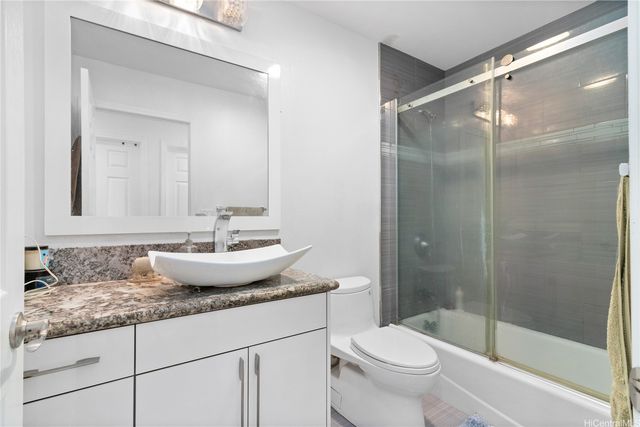 99-682 Kaulainahee Place, Aiea, HI 96701