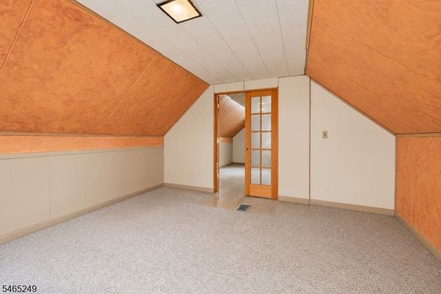 17 Bryant Ave, Bloomfield Twp., NJ 07003