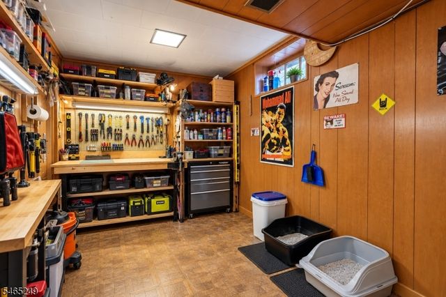 17 Bryant Ave, Bloomfield Twp., NJ 07003