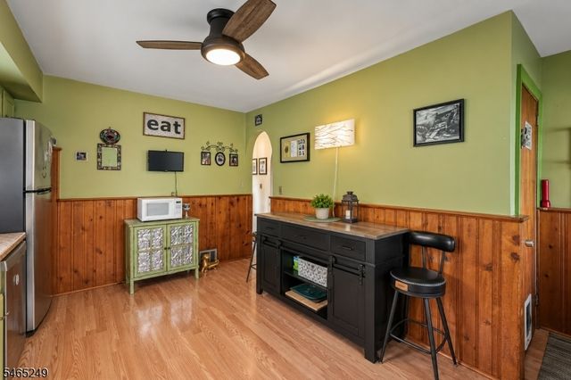17 Bryant Ave, Bloomfield Twp., NJ 07003