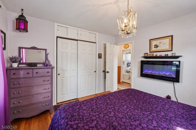 17 Bryant Ave, Bloomfield Twp., NJ 07003