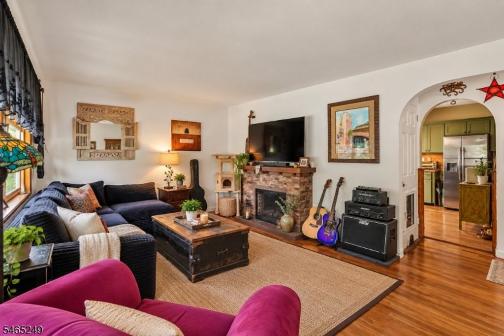 17 Bryant Ave, Bloomfield Twp., NJ 07003 — photo 4