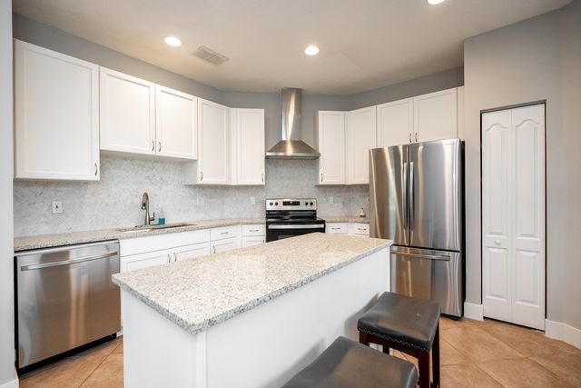 9692 SW Lindale Trace Boulevard, Port St. Lucie, Port St Lucie, FL 34987