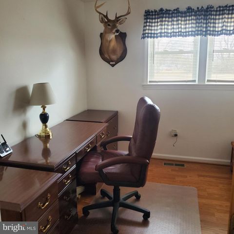 204 CHATHAM VILLAGE RD, Montross, VA 22520