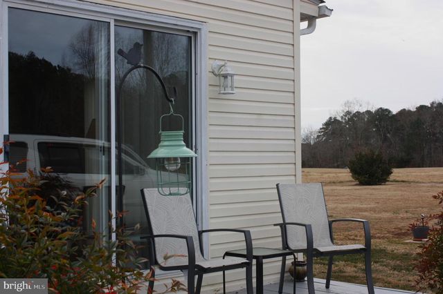 204 CHATHAM VILLAGE RD, Montross, VA 22520