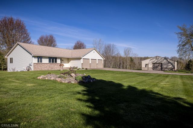 574 250th Street, Woodville, WI 54028