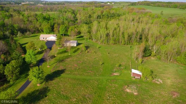574 250th Street, Woodville, WI 54028