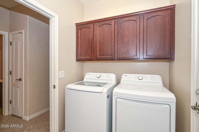 11751 W DALEY Lane, Sun City, AZ 85373