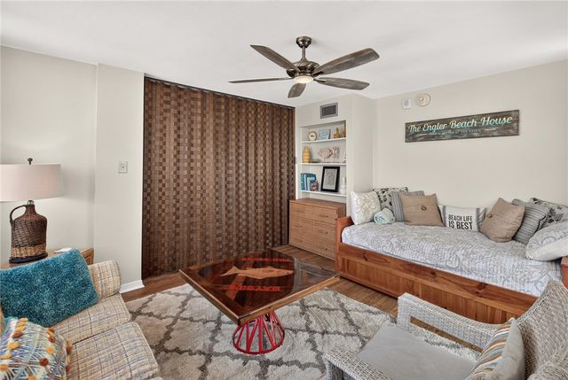 15002 WINDWARD Dr 407, Corpus Christi, TX 78418