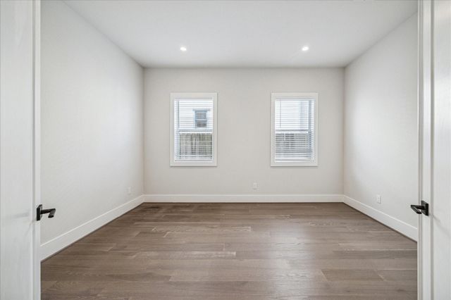 1412 Lawrence Street, Houston, TX 77008