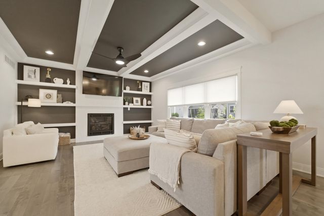 825 Schilling Drive, Crown Point, IN 46307
