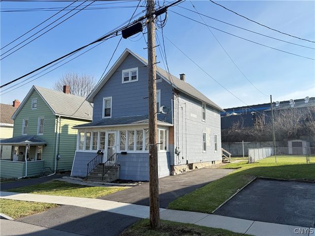 10 Chase Street, Auburn, NY 13021