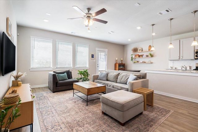 17103B Crane Fly DR, Pflugerville, TX 78660