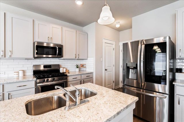 17103B Crane Fly DR, Pflugerville, TX 78660