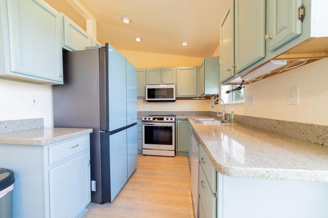 1185 Rosebud Avenue, Okeechobee, FL 34974