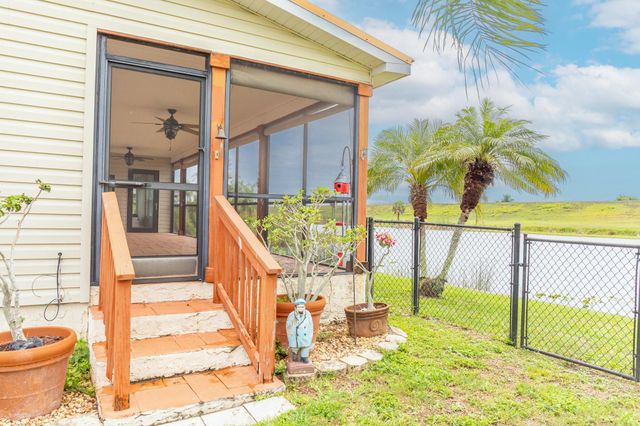 1185 Rosebud Avenue, Okeechobee, FL 34974