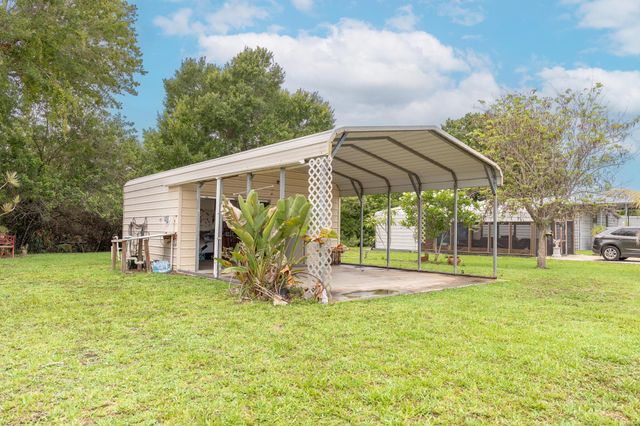 1185 Rosebud Avenue, Okeechobee, FL 34974