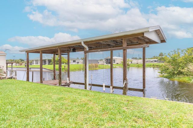 1185 Rosebud Avenue, Okeechobee, FL 34974
