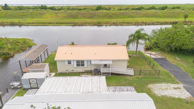 1185 Rosebud Avenue, Okeechobee, FL 34974