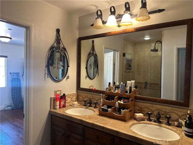 70 Chantilly, Irvine, CA 92620