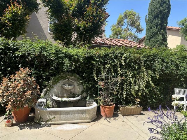 70 Chantilly, Irvine, CA 92620
