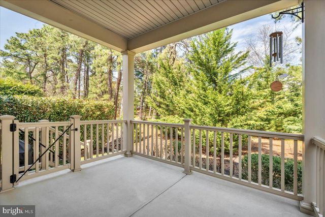 3 REMINGTON DR, West Berlin, NJ 08091