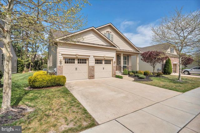 3 REMINGTON DR, West Berlin, NJ 08091