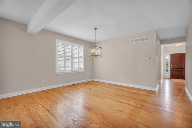 3 REMINGTON DR, West Berlin, NJ 08091