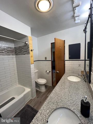 5 FIELDCREST DR, Tunkhannock, PA 18657