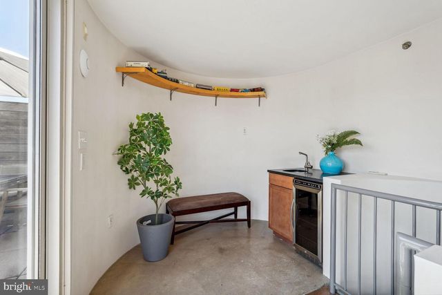 2351 Champlain St NW Apt P3, Washington, DC 20009