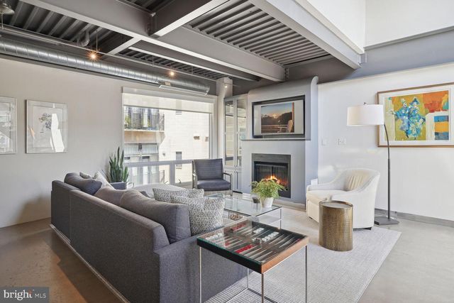 2351 Champlain St NW Apt P3, Washington, DC 20009