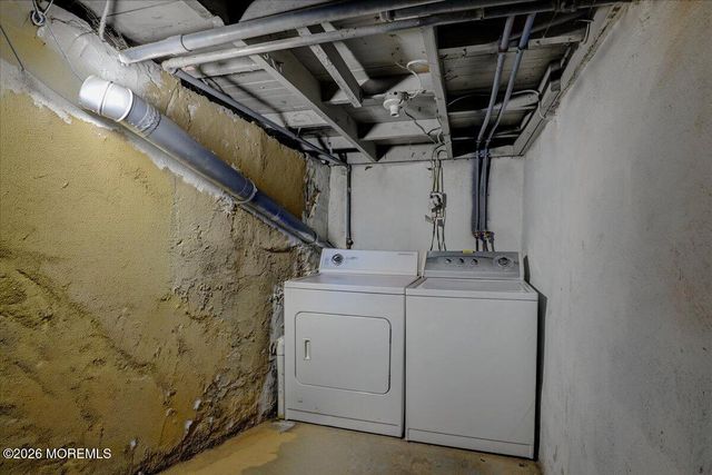 72 Pulaski Avenue, Carteret, NJ 07008