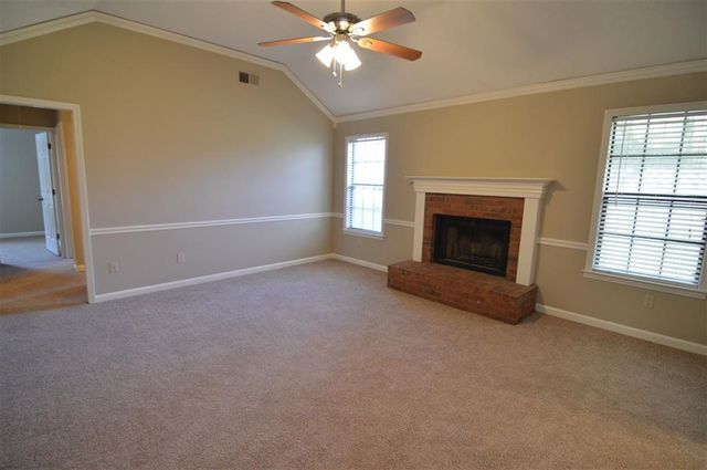 2717 DEER GLADE LN, Memphis, TN 38133