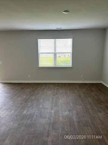 190 Lagoona Drive, Summerville, SC 29483