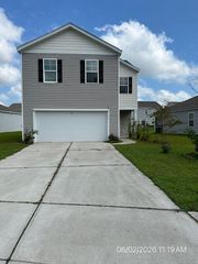 190 Lagoona Drive, Summerville, SC 29483