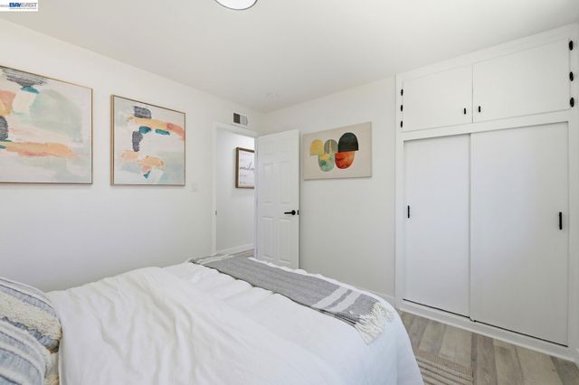 31070 Meadowbrook Ave, Hayward, CA 94544