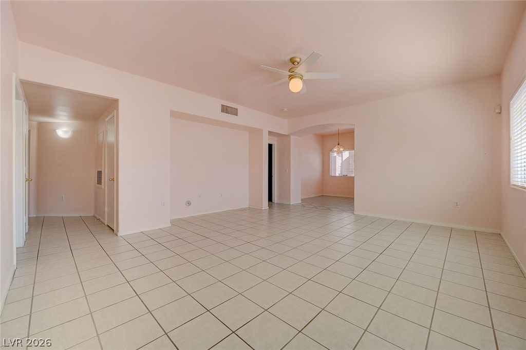 2152 Gravel Hill Street 103, Las Vegas, NV 89117 — photo 4