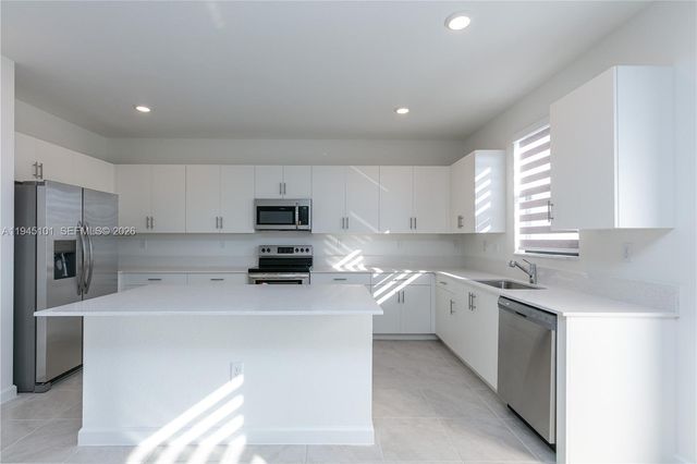 12990 SW 229th Ter, Miami, FL 33170