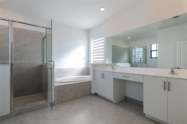 12990 SW 229th Ter, Miami, FL 33170