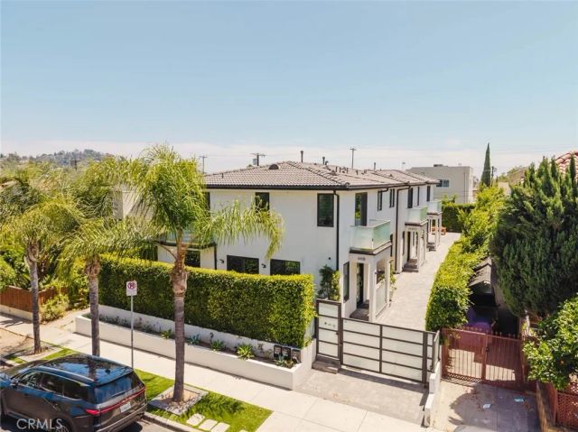 4418 Kingswell Avenue, Los Angeles, CA 90027