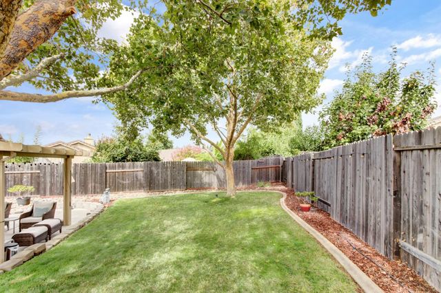 10659 Basie Way, Rancho Cordova, CA 95670