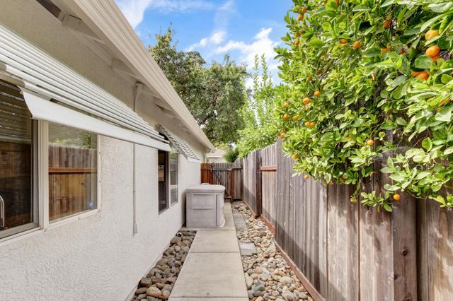 10659 Basie Way, Rancho Cordova, CA 95670
