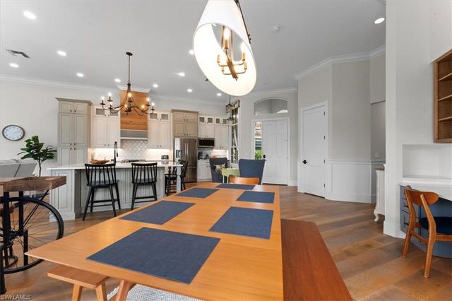 8541 Pepper Tree WAY, Naples, FL 34114