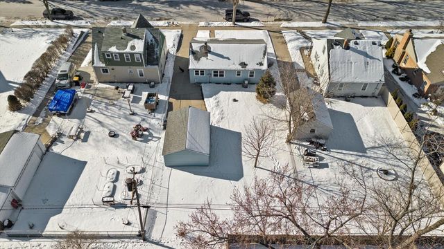 1330 S 103rd STREET, West Allis, WI 53214